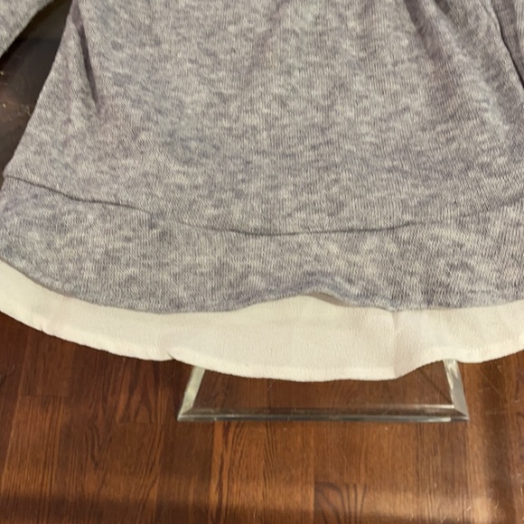 Gray with white lace trim sweater Medium - Picture 3 of 5